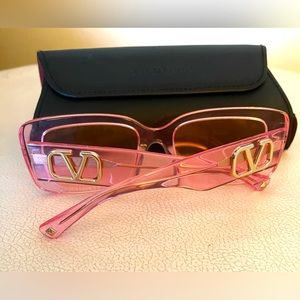 VALENTINO GARAVANI CLEAR PINK SUNGLASSES